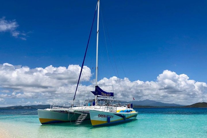 Day sail catamaran to Icacos