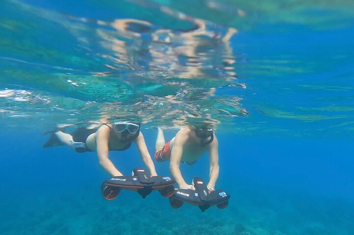 Jet snorkeling with sea turtles at Escambrón Beach in San Juan